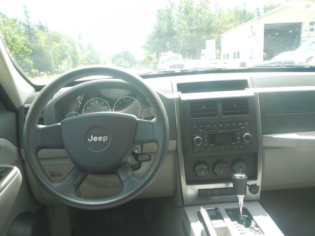 2008 Jeep Liberty Image 47