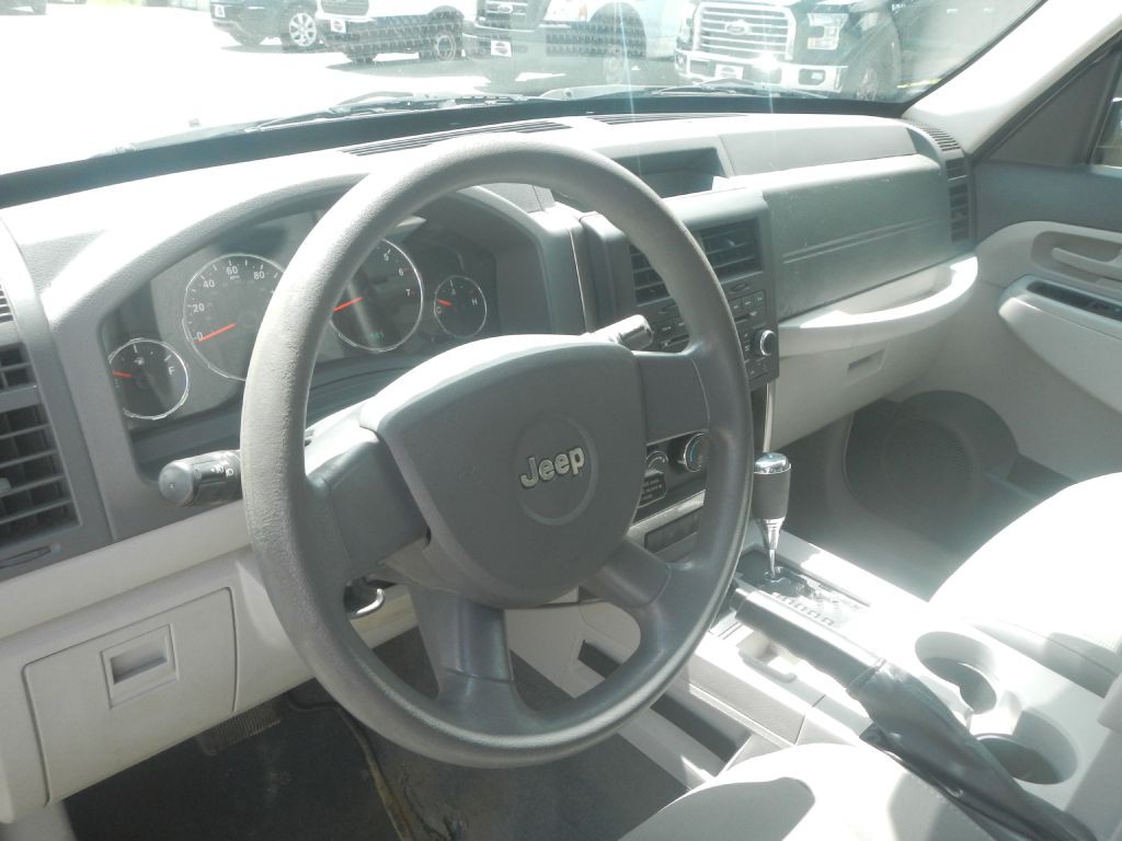 2008 Jeep Liberty Image 56