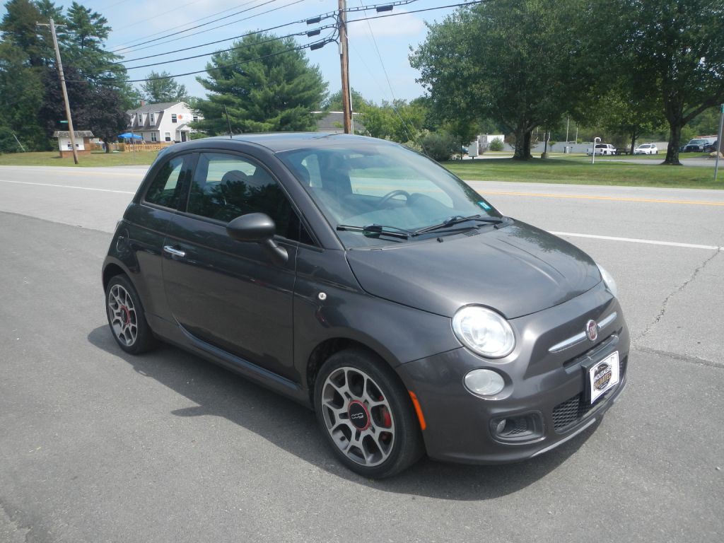 2015 FIAT 500 Image 1