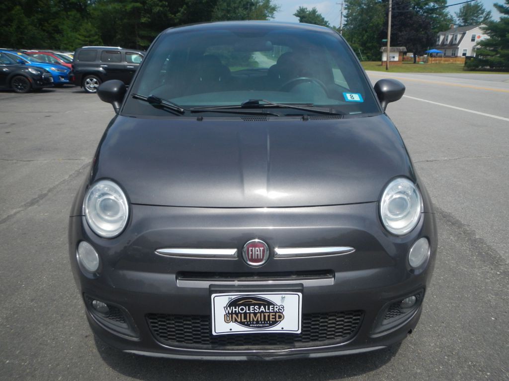 2015 FIAT 500 Image 11