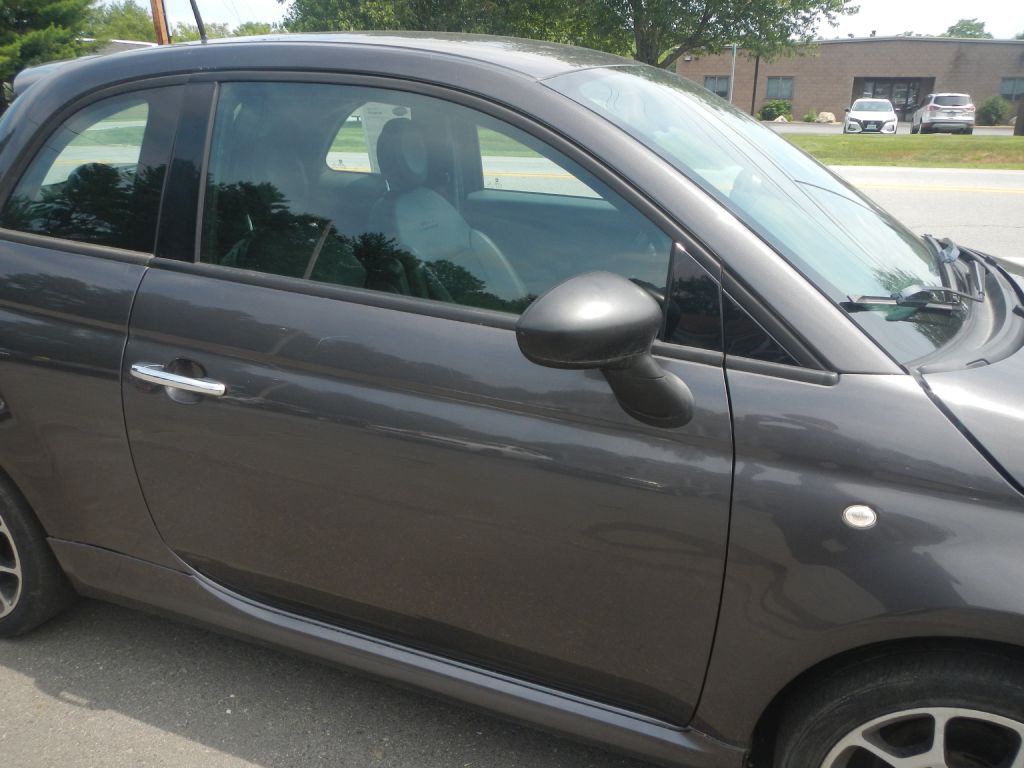 2015 FIAT 500 Image 14