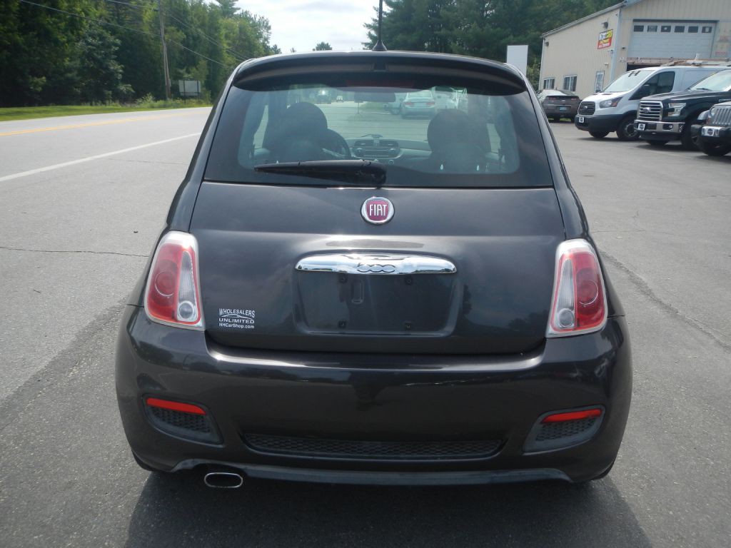 2015 FIAT 500 Image 31