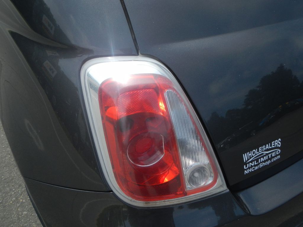 2015 FIAT 500 Image 32