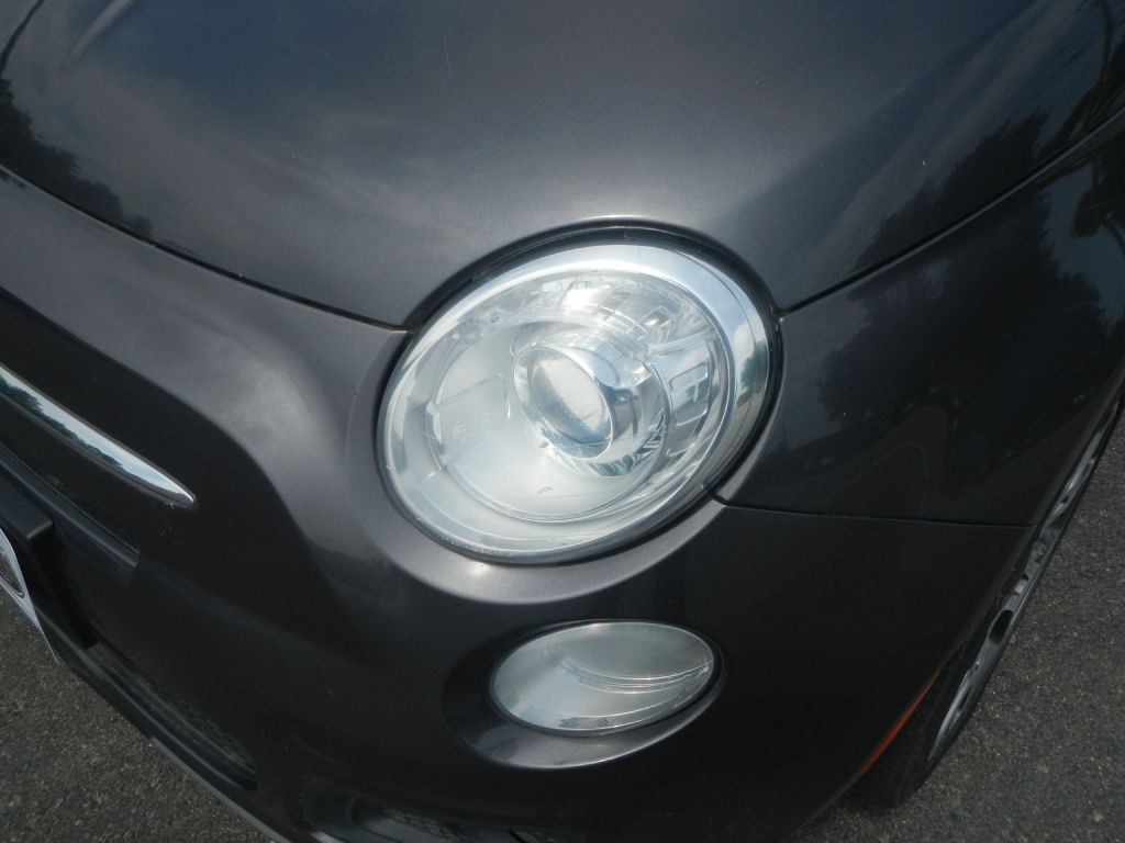 2015 FIAT 500 Image 38