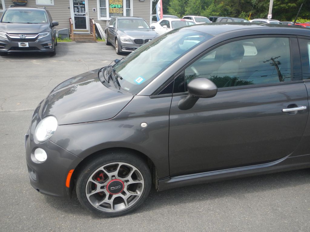 2015 FIAT 500 Image 39