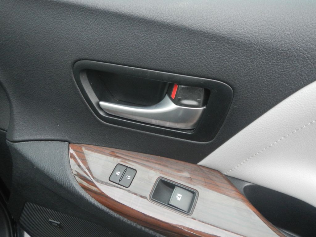 2015 Toyota Sienna Image 20