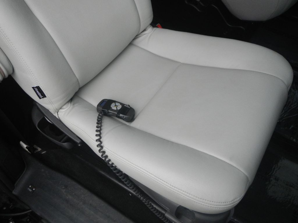 2015 Toyota Sienna Image 31