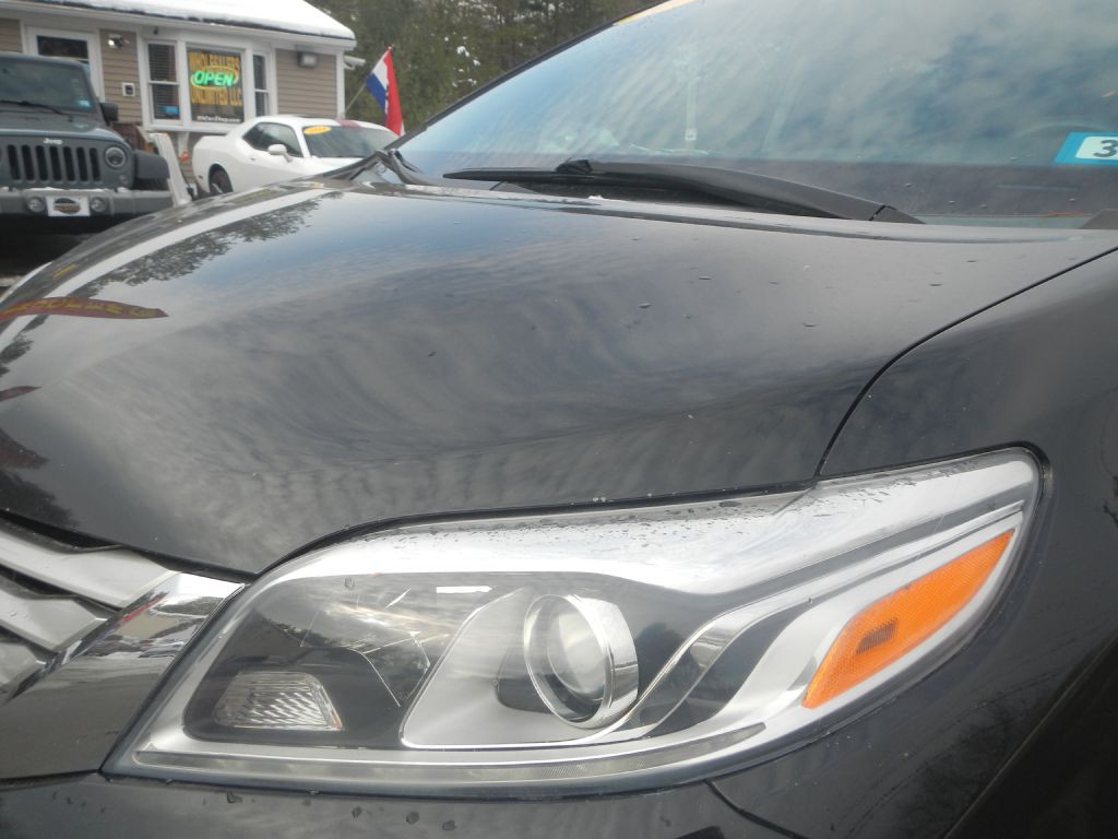 2015 Toyota Sienna Image 41