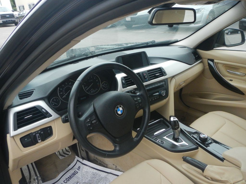 2014 BMW 3 Series Image 3