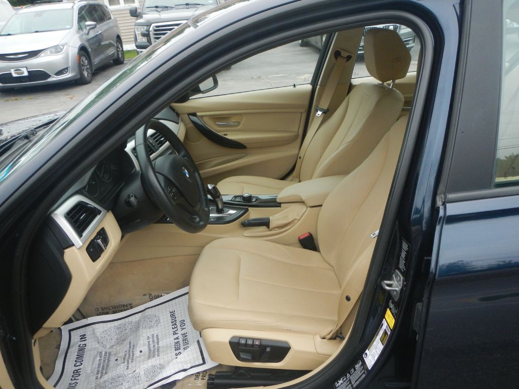 2014 BMW 3 Series Image 49