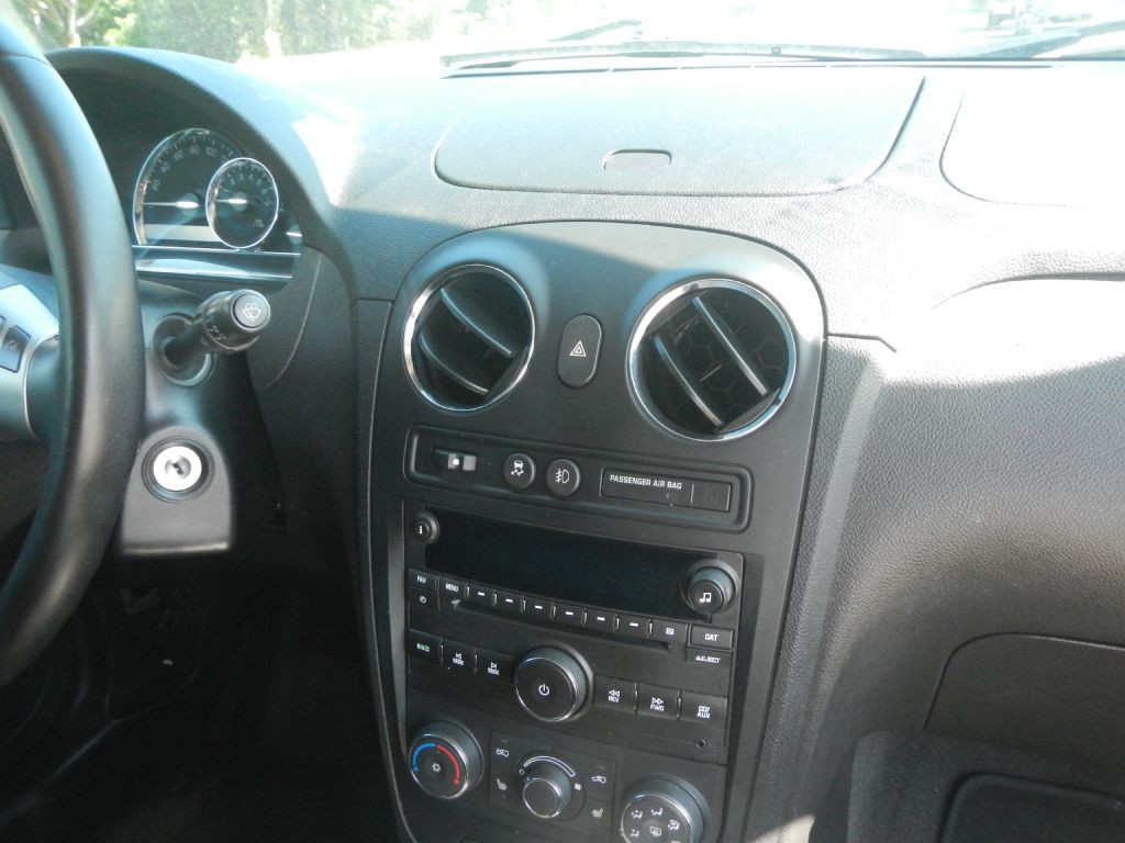 2011 Chevrolet HHR Image 22