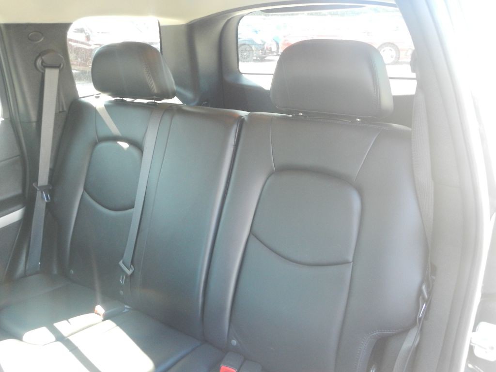 2011 Chevrolet HHR Image 41