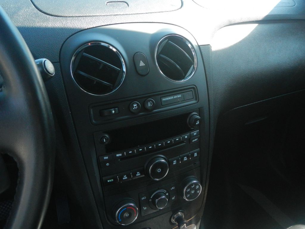 2011 Chevrolet HHR Image 52