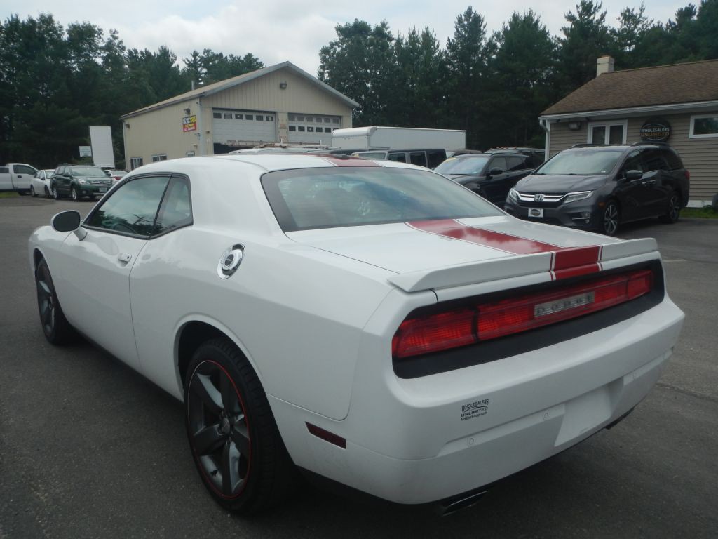 2014 Dodge Challenger Image 6