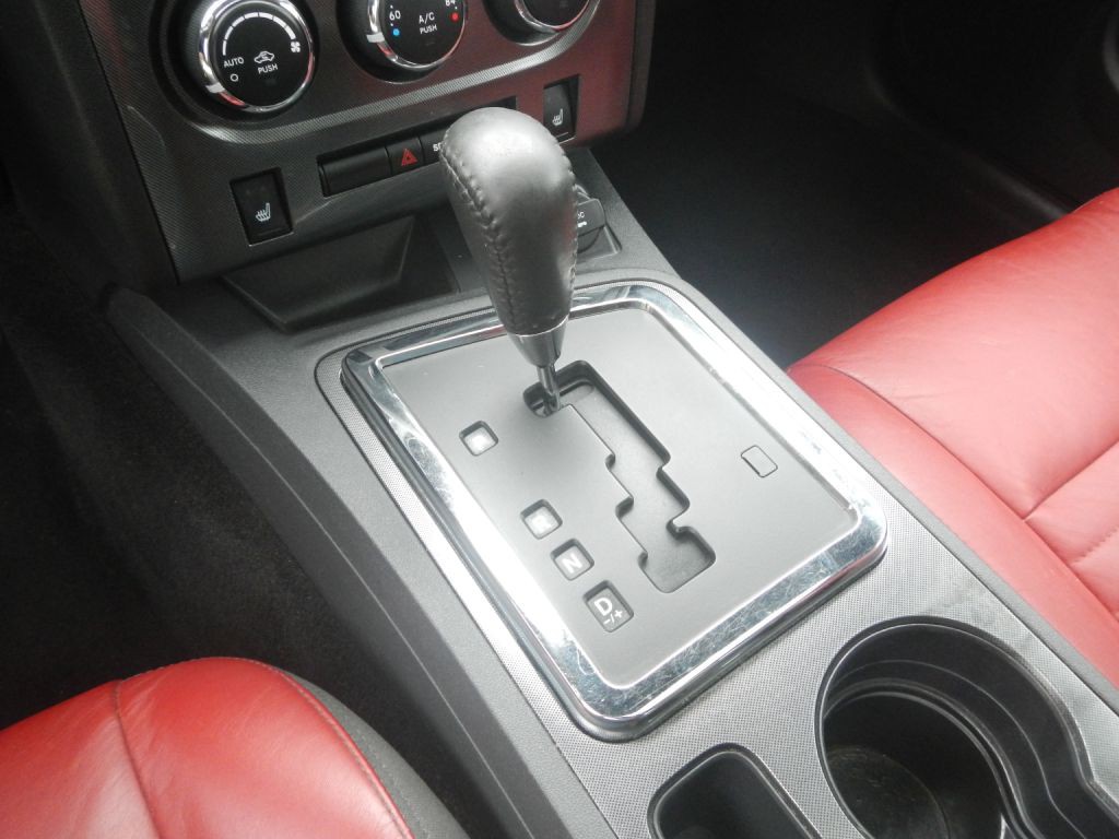 2014 Dodge Challenger Image 48