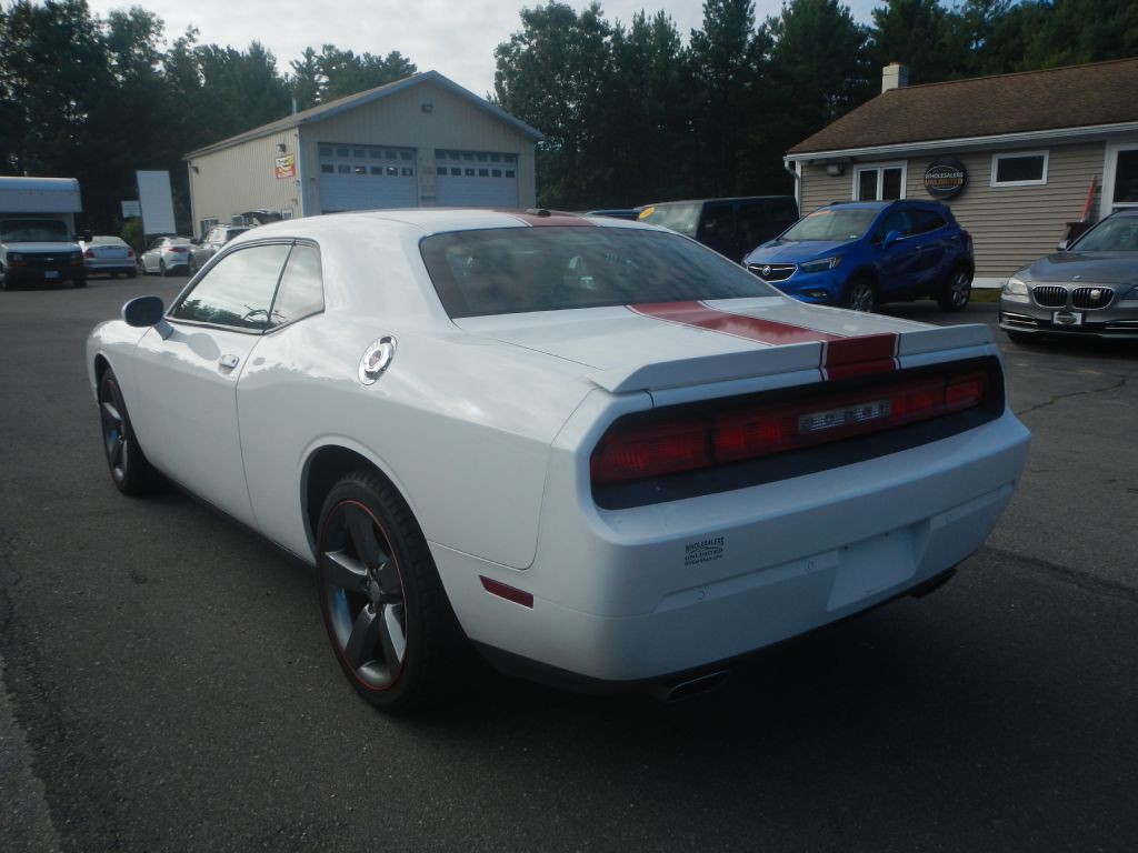 2014 Dodge Challenger Image 6