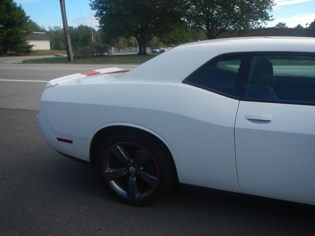 2014 Dodge Challenger Image 14