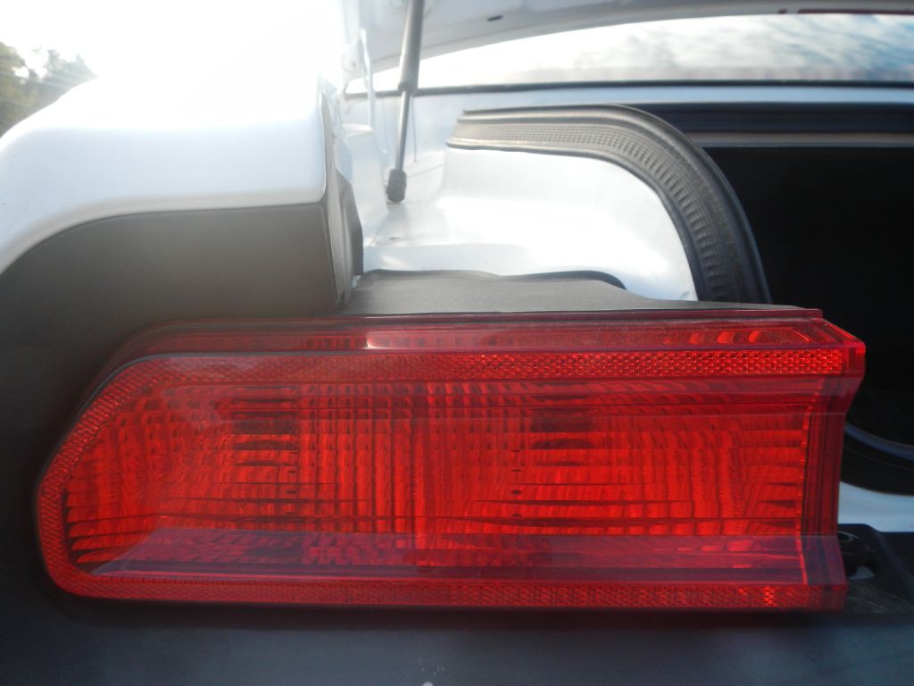 2014 Dodge Challenger Image 32