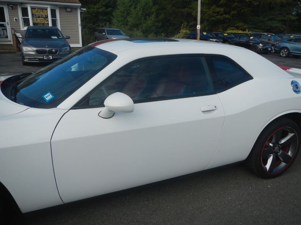 2014 Dodge Challenger Image 34