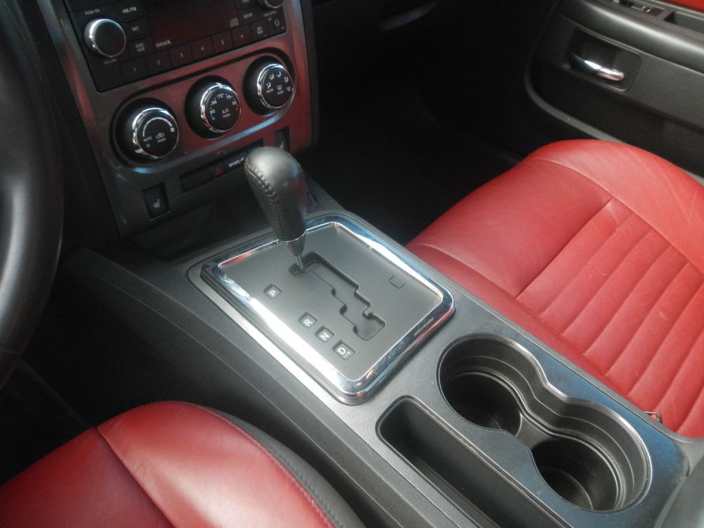 2014 Dodge Challenger Image 48