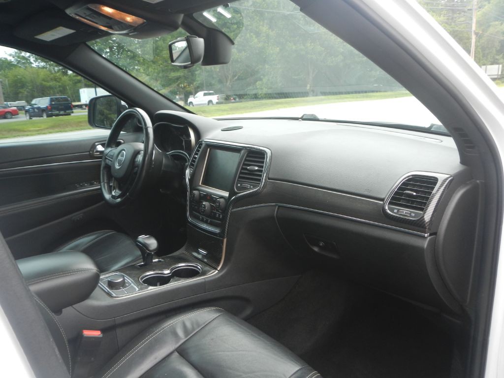 2015 Jeep Grand Cherokee Image 18