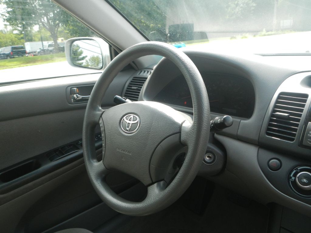 2005 Toyota Camry Image 19