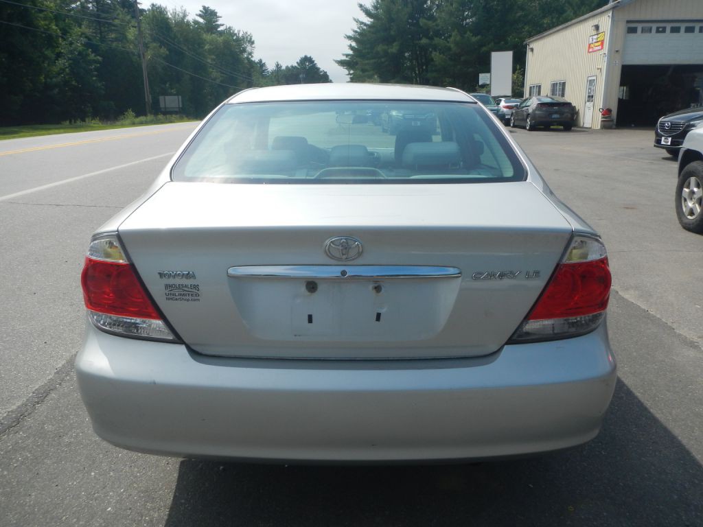 2005 Toyota Camry Image 31