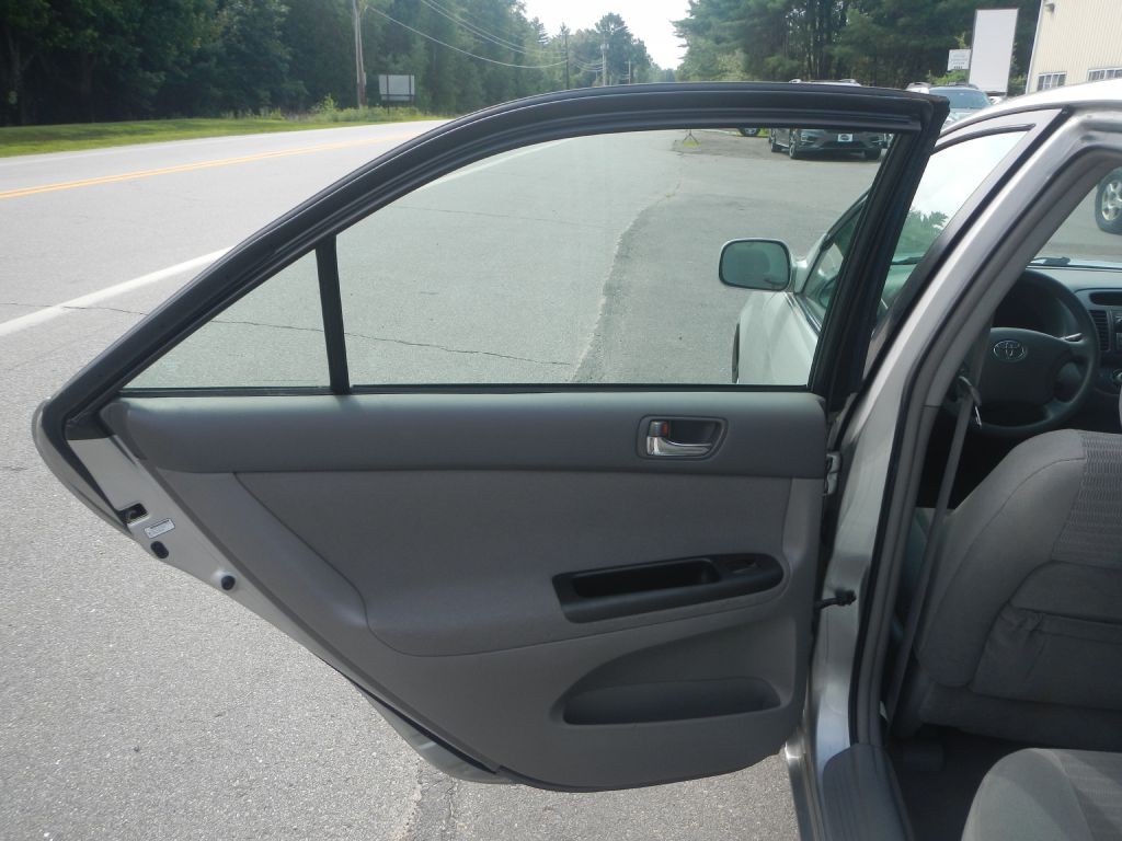 2005 Toyota Camry Image 38