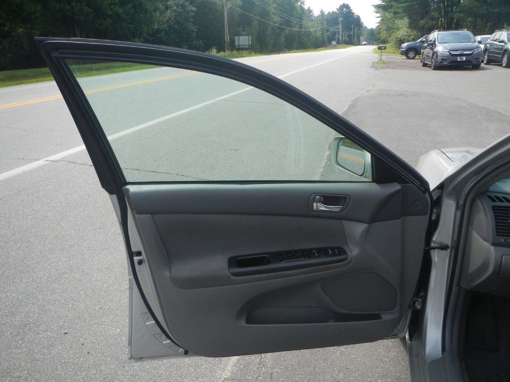 2005 Toyota Camry Image 44