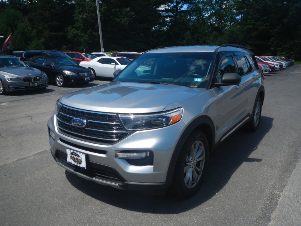 2020 Ford Explorer Image 2