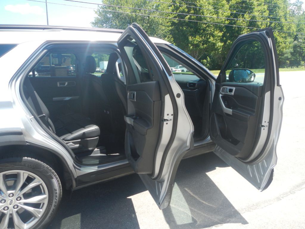 2020 Ford Explorer Image 19