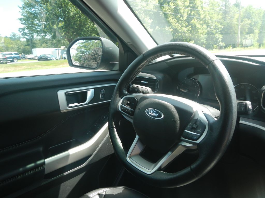 2020 Ford Explorer Image 25