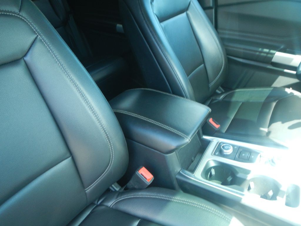 2020 Ford Explorer Image 30