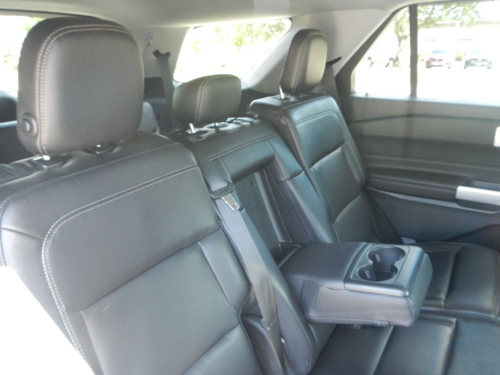 2020 Ford Explorer Image 37