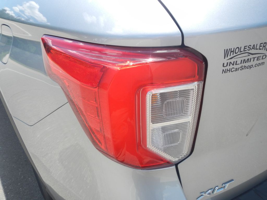 2020 Ford Explorer Image 44