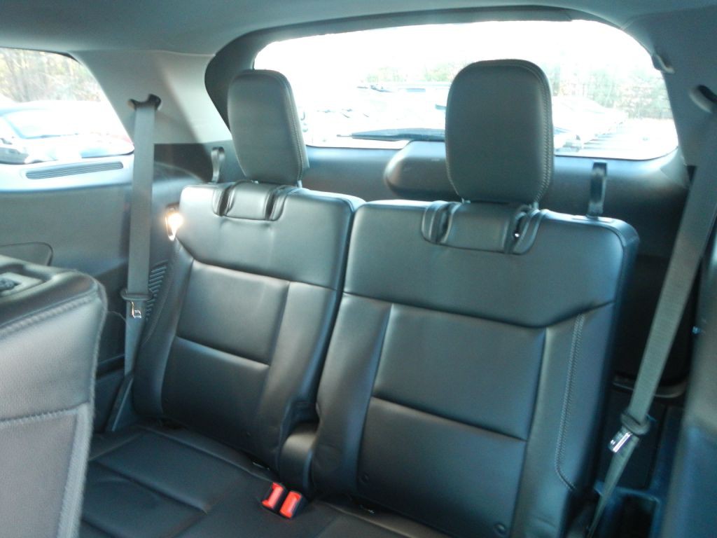 2020 Ford Explorer Image 8