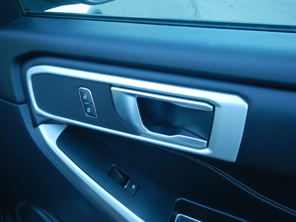 2020 Ford Explorer Image 20