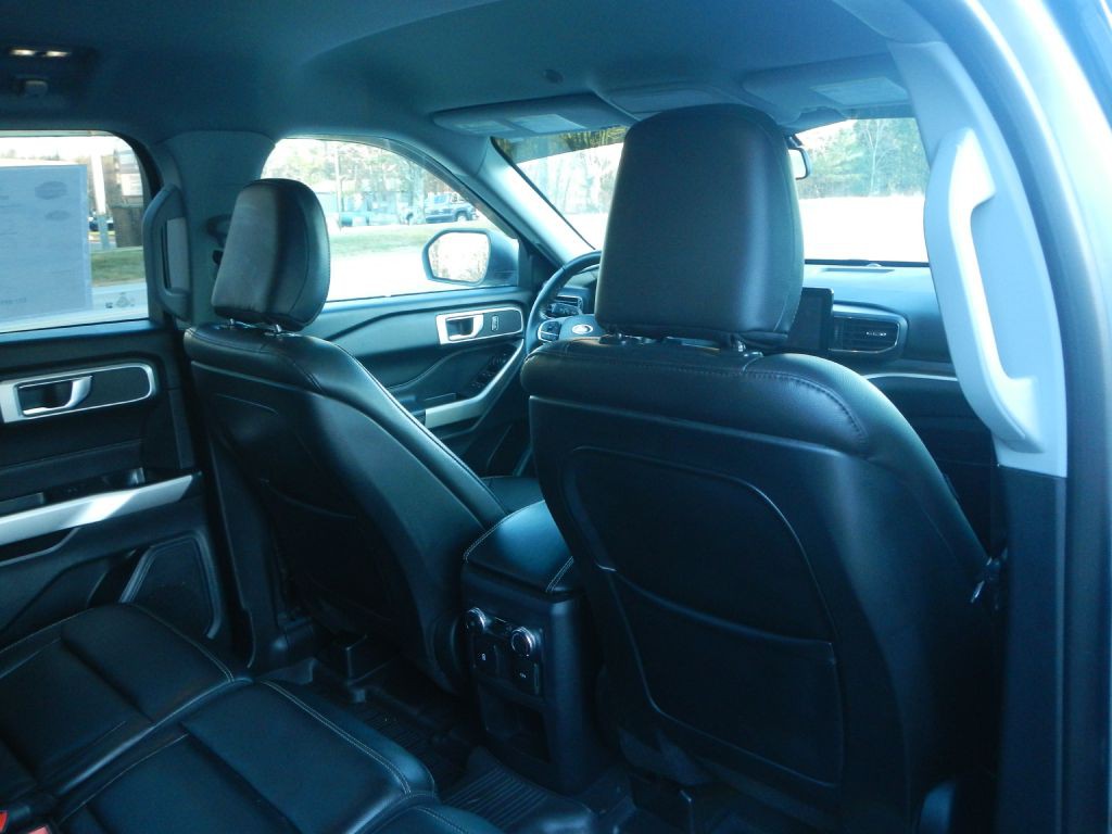 2020 Ford Explorer Image 28