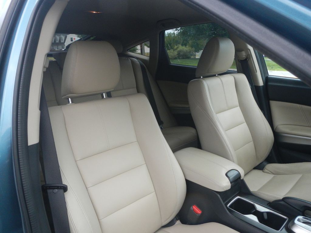 2015 Honda Crosstour Image 9