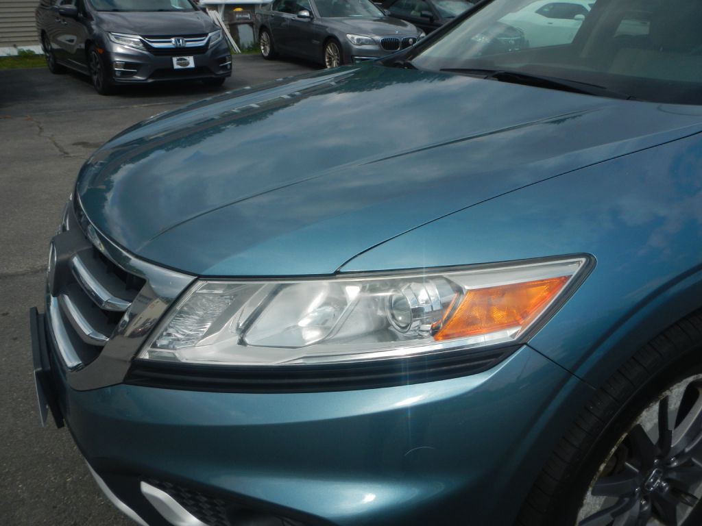 2015 Honda Crosstour Image 12