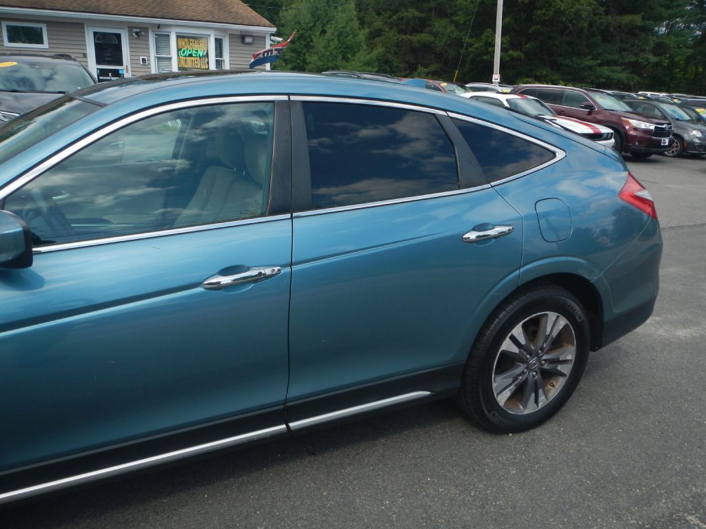 2015 Honda Crosstour Image 14