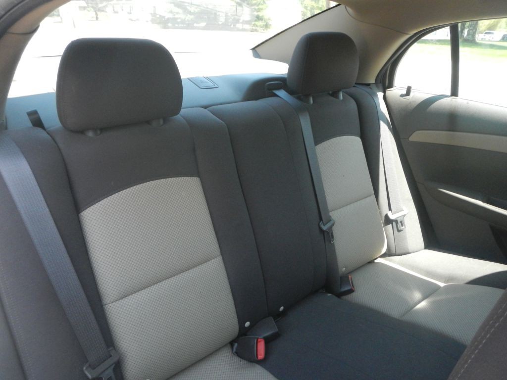 2012 Chevrolet Malibu Image 8