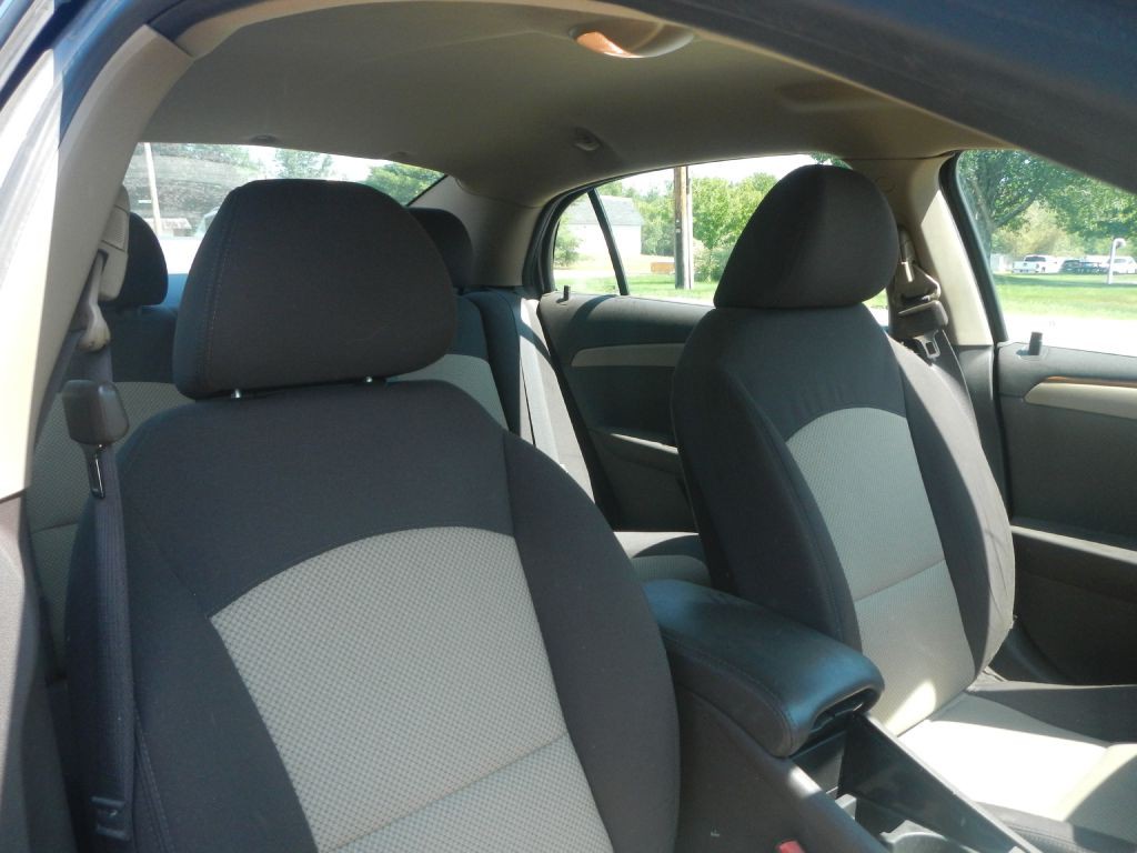 2012 Chevrolet Malibu Image 9