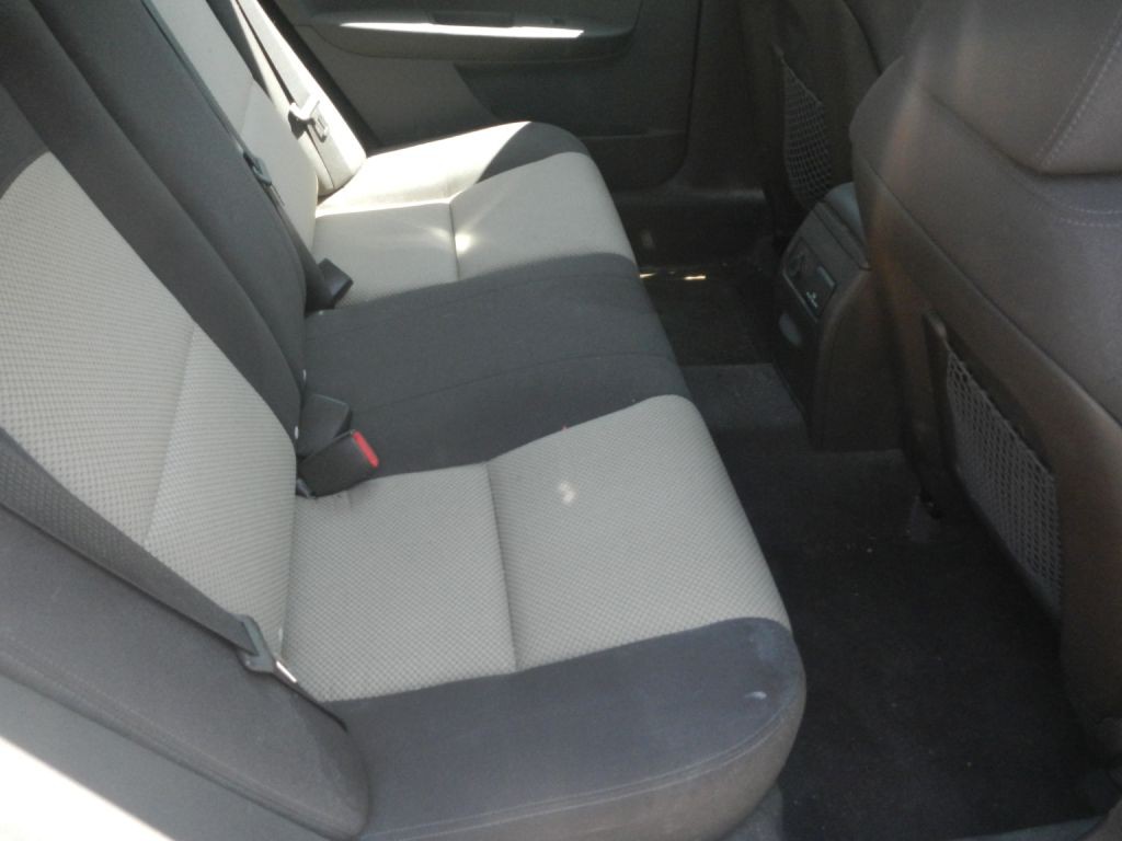 2012 Chevrolet Malibu Image 25