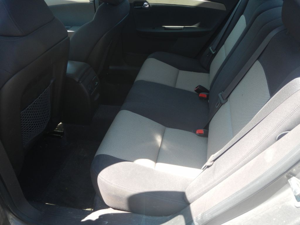 2012 Chevrolet Malibu Image 34