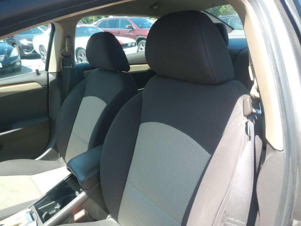 2012 Chevrolet Malibu Image 40