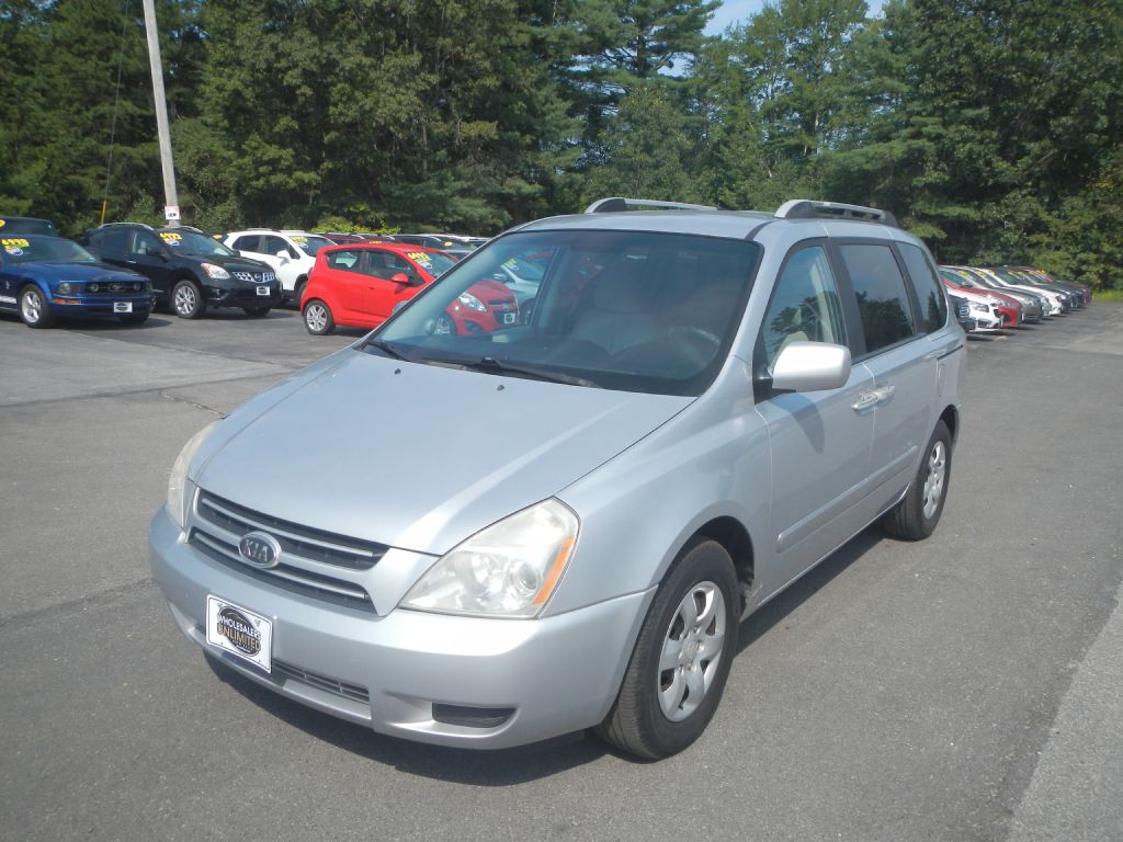 2007 Kia Sedona Image 2