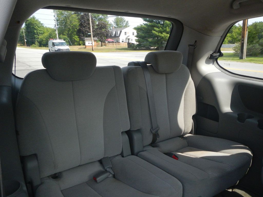 2007 Kia Sedona Image 9