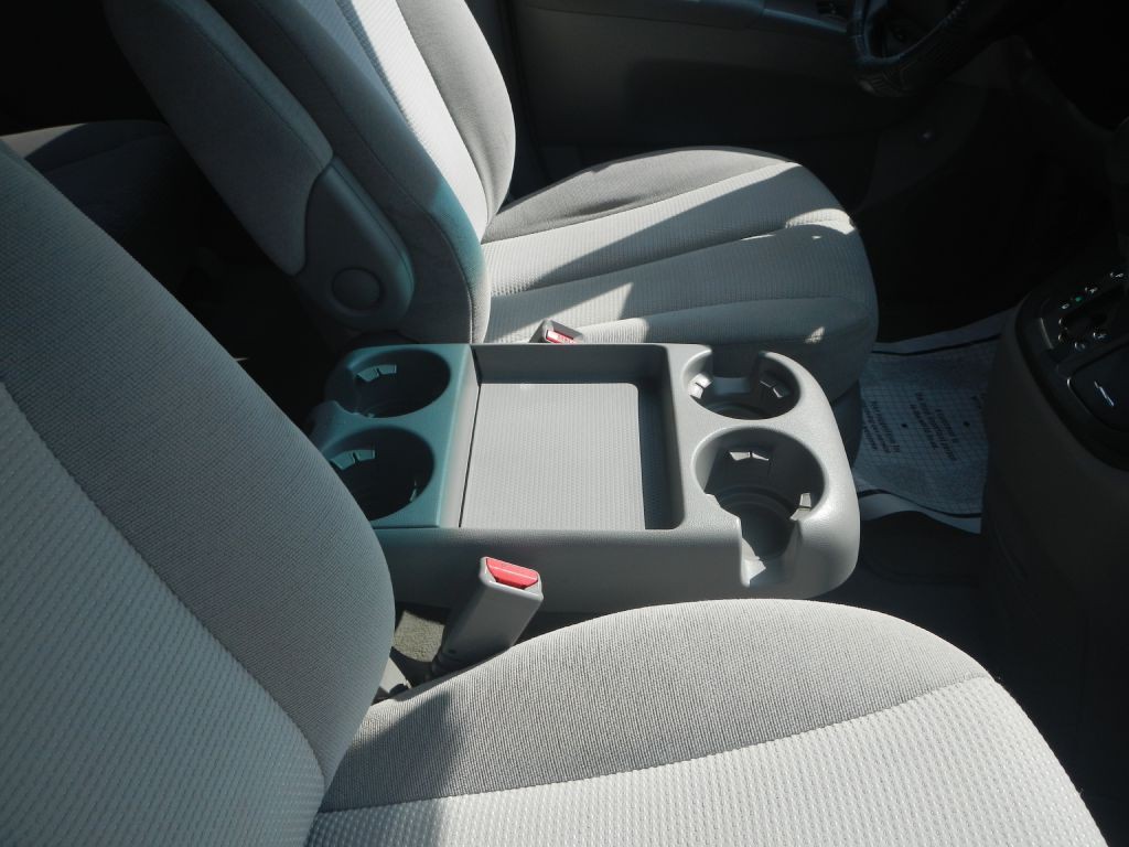 2007 Kia Sedona Image 25