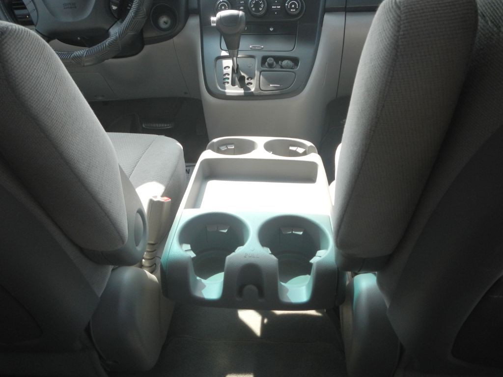 2007 Kia Sedona Image 30